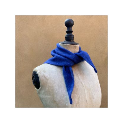 Neckerchief in Lambswool “Electric Indigo” - Image 5